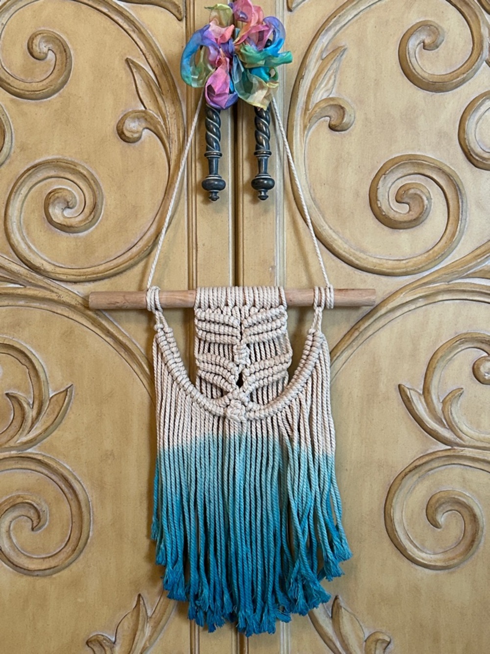 New Macramé Wall Hanging - Cream to Teal Ombre NWOT
